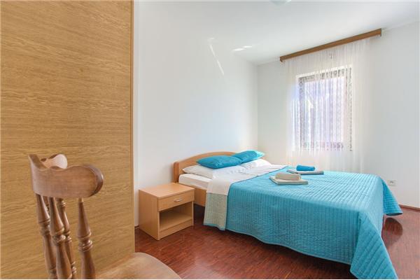 Apartment A4, for 4 persons