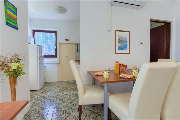 Apartment A4, for 4 persons