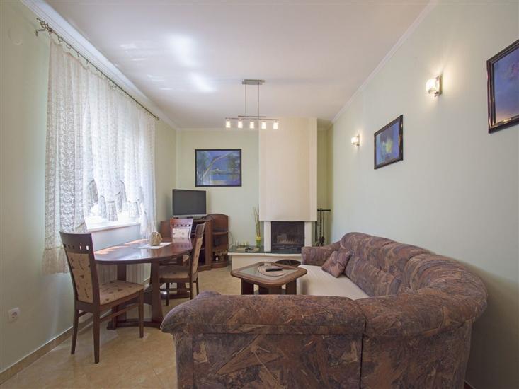 House A1, for 7 persons