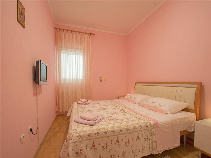 House A1, for 7 persons