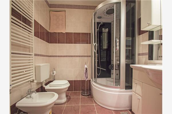 House A1, for 7 persons