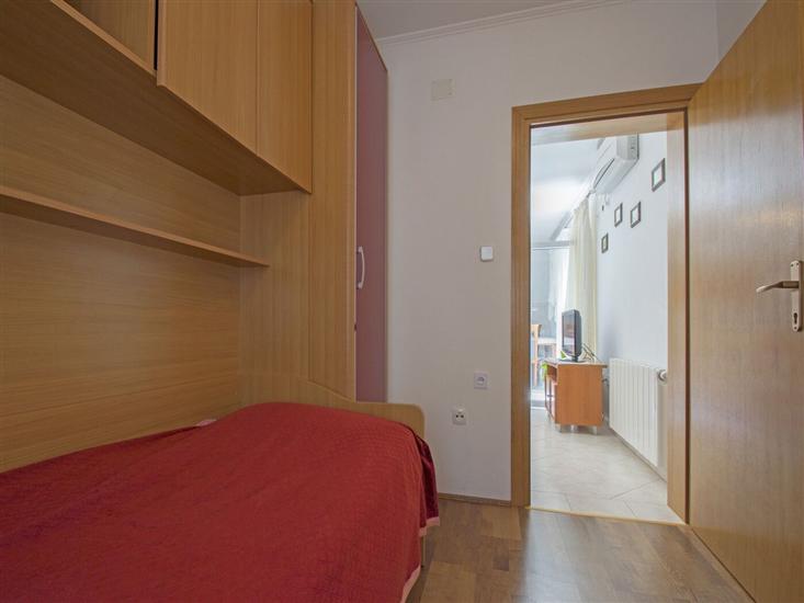 House A1, for 7 persons
