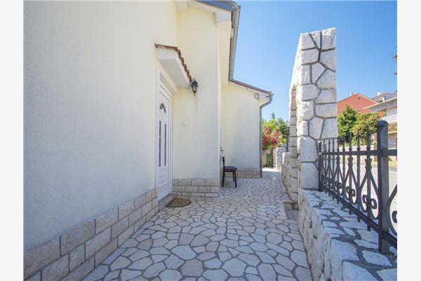 House A1, for 7 persons