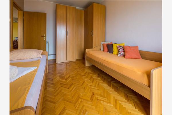 Apartment A3, for 5 persons