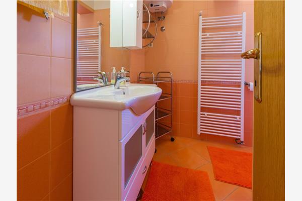 Apartment A3, for 5 persons