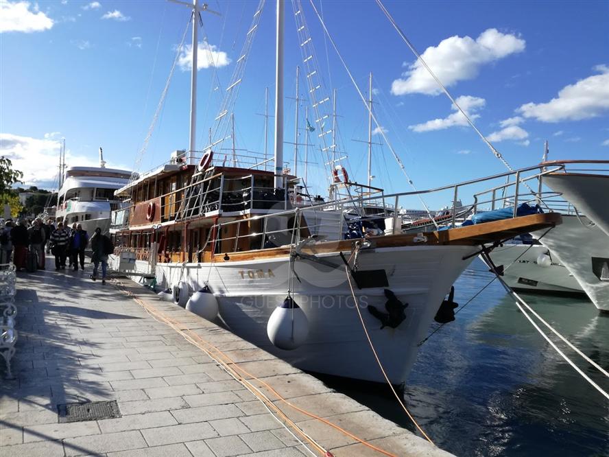 Small-cruise-ship-in-a-port