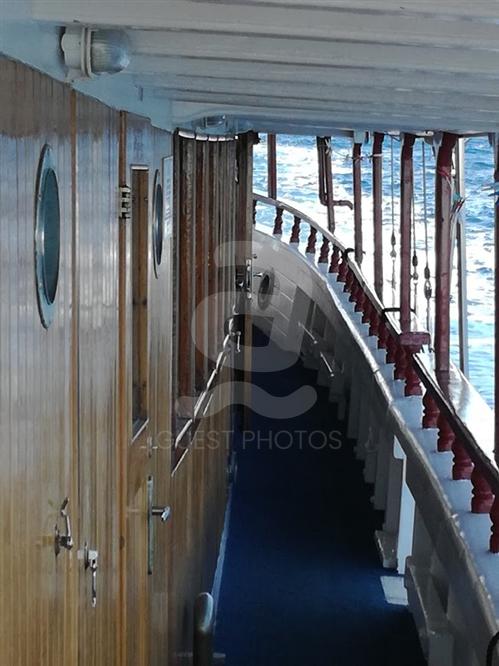 Traditional-small-cruise-ship