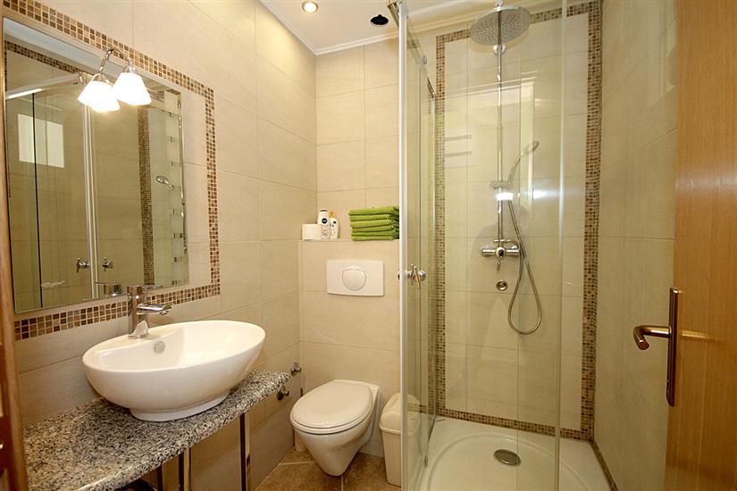 Apartment A3, for 5 persons