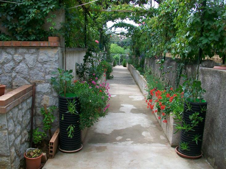 Apartments and Room Rukonić