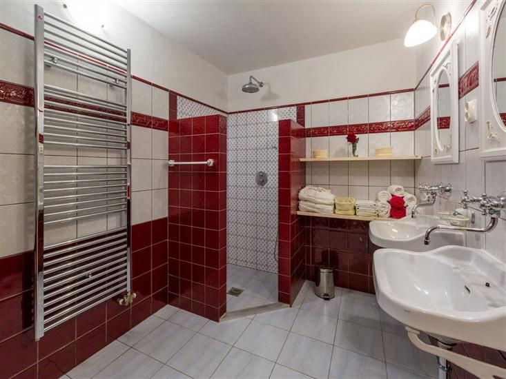 House A1, for 6 persons