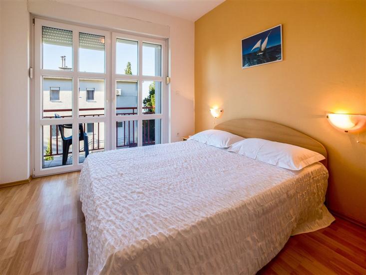 Room S5, for 2 persons