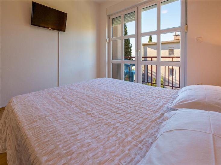 Room S5, for 2 persons