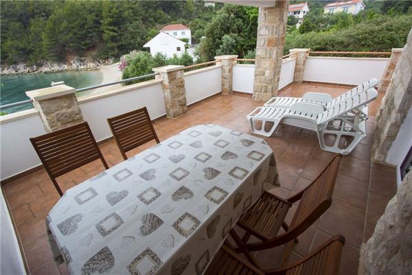 Apartment A2, for 5 persons