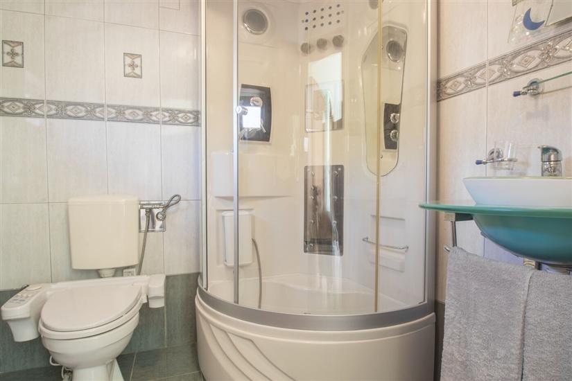 Apartment A1, for 2 persons