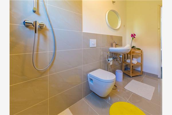 Lägenhet A1, för 5 personer