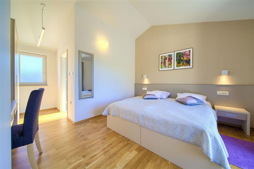 House K1, for 8 persons