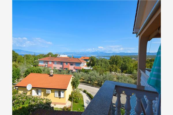 Apartment A1, for 5 persons