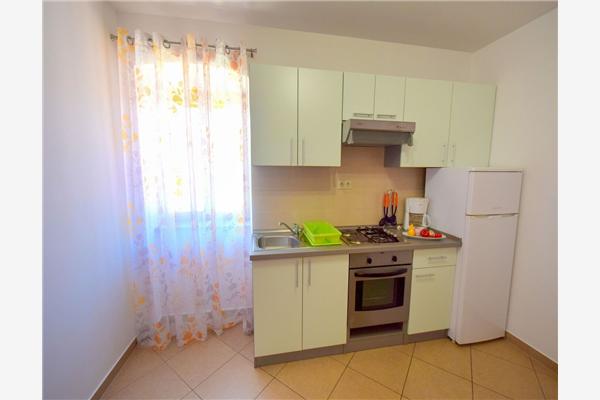 Apartment A1, for 5 persons