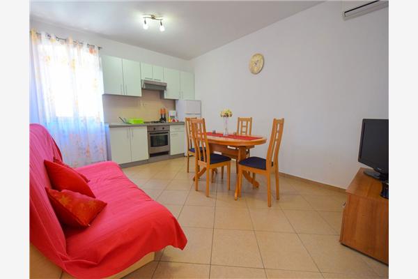 Apartment A1, for 5 persons