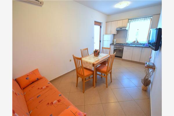 Apartment A2, for 4 persons