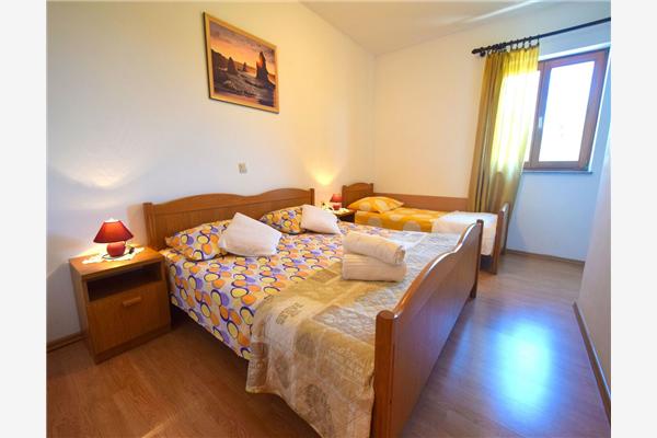 Apartment A2, for 4 persons