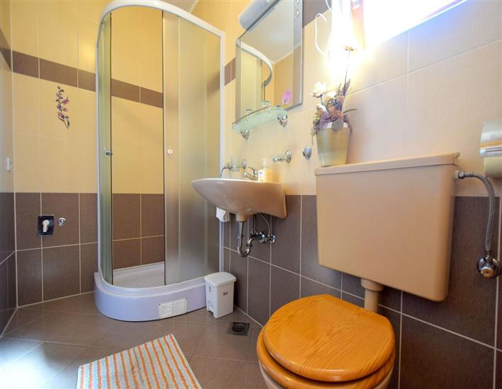 Apartment A2, for 4 persons