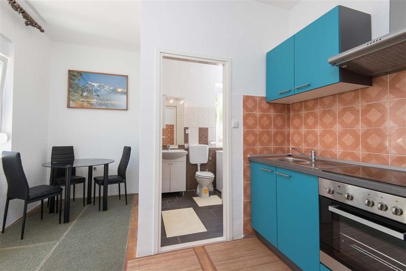 Dom K1, pre 13 osoby