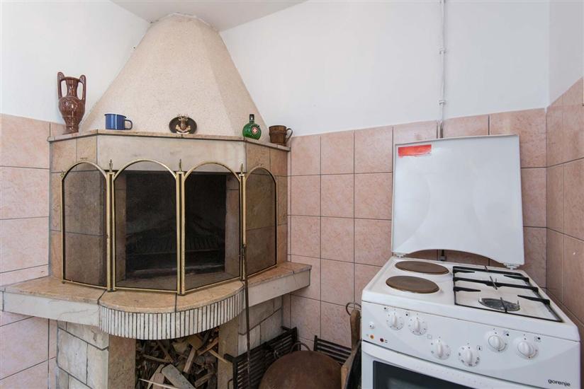 Dom K1, pre 13 osoby