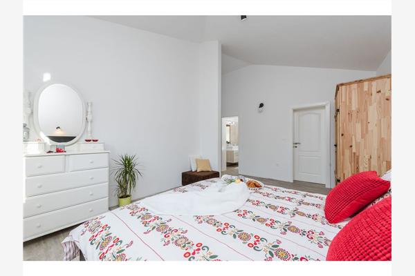 House K1, for 10 persons