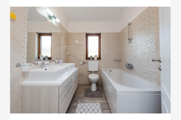 House K1, for 10 persons