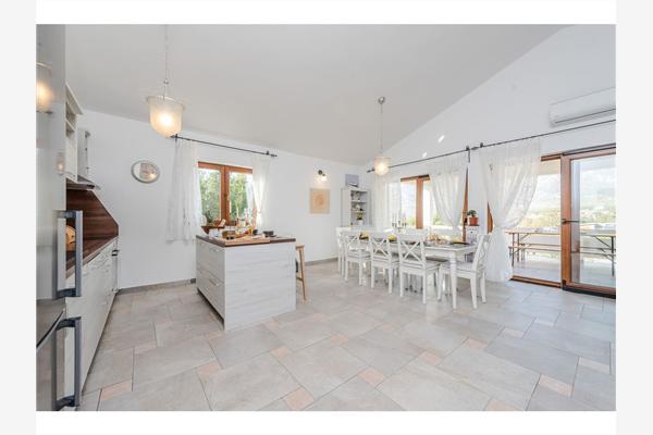 House K1, for 10 persons