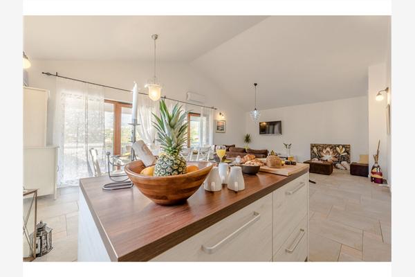 House K1, for 10 persons