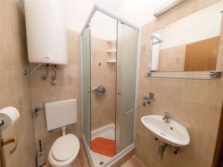 Apartment A1, for 9 persons