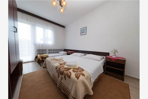 Apartment A1, for 9 persons