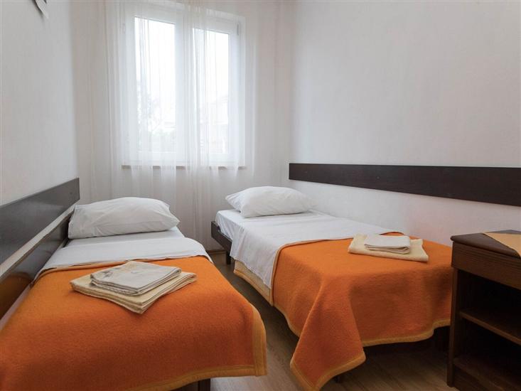 Apartment A1, for 9 persons