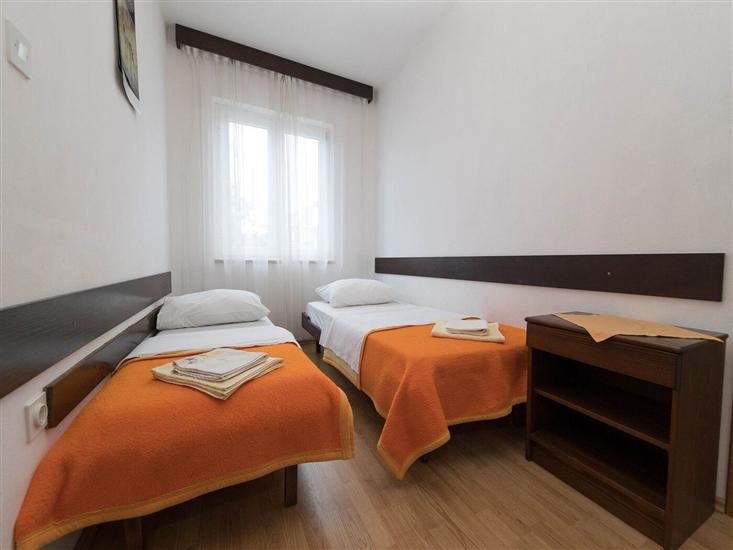 Apartment A1, for 9 persons