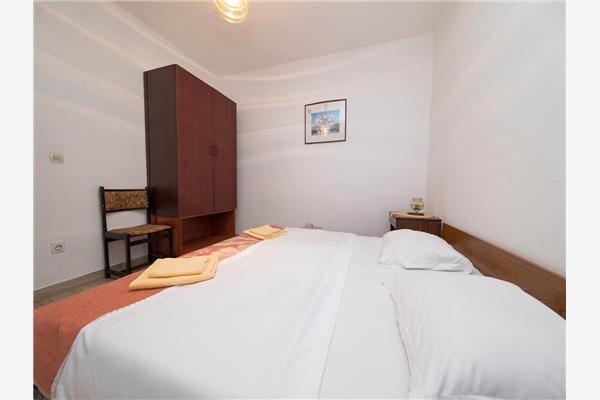 Apartment A4, for 9 persons