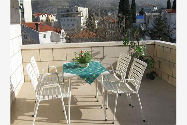 Apartment A1, for 6 persons