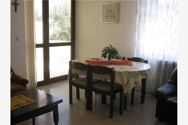 Apartment A1, for 6 persons