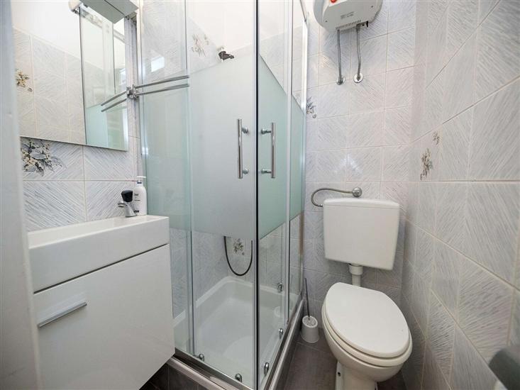 Apartment A1, for 6 persons