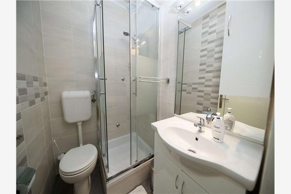 Apartment A1, for 6 persons