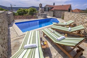 House - Vinisce