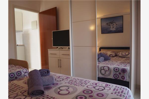 Apartment A2, for 3 persons