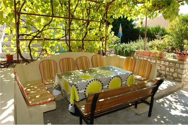 Apartment A1, for 5 persons