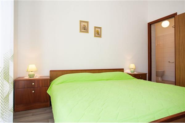 Apartment A1, for 8 persons