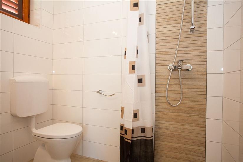 Apartment A1, for 8 persons