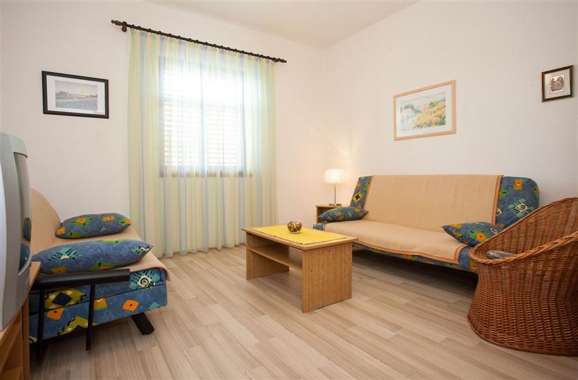 Apartment A1, for 8 persons