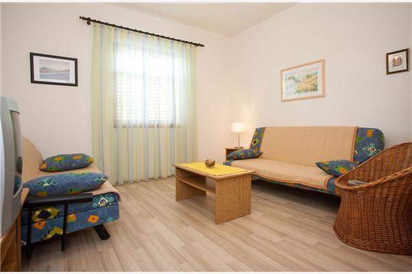 Apartment A1, for 8 persons