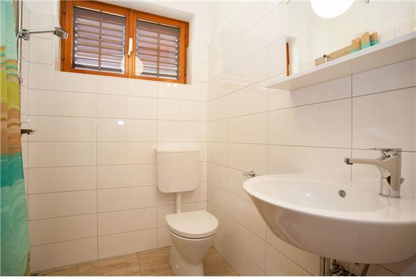 Apartment A1, for 8 persons