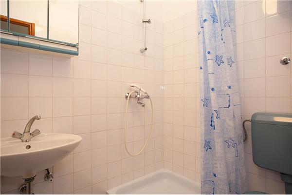 Apartment A1, for 8 persons